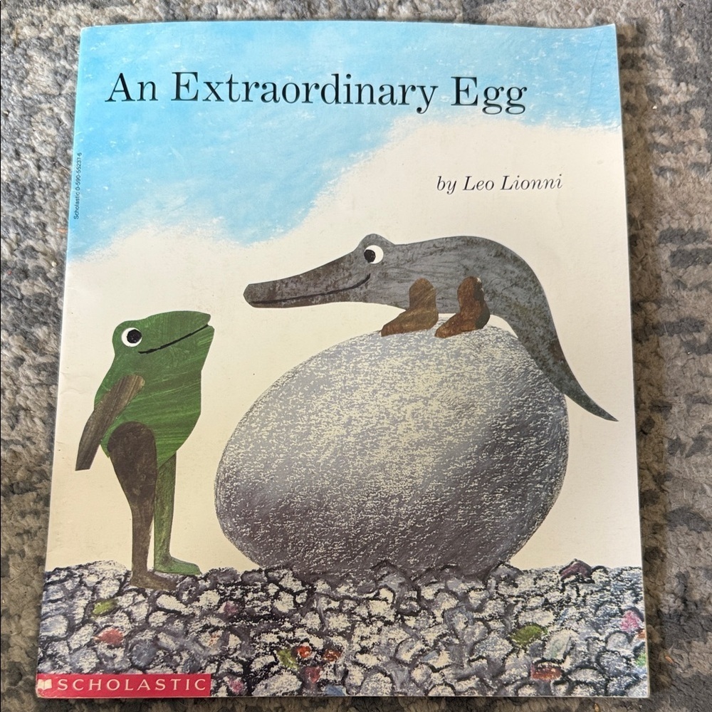 Scholastic's An Extraordinary Egg - Blue and Green Cover
